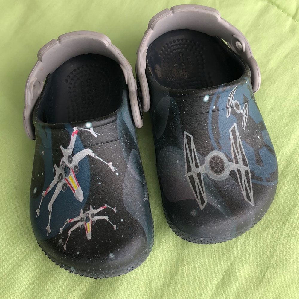 Star Wars clogs